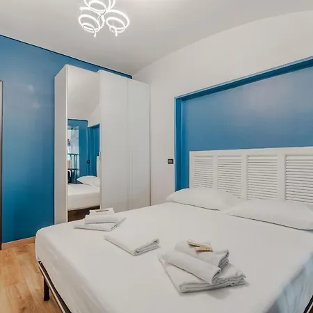 Guesthost - Casa Azzurra Near Vallere Park טורינו