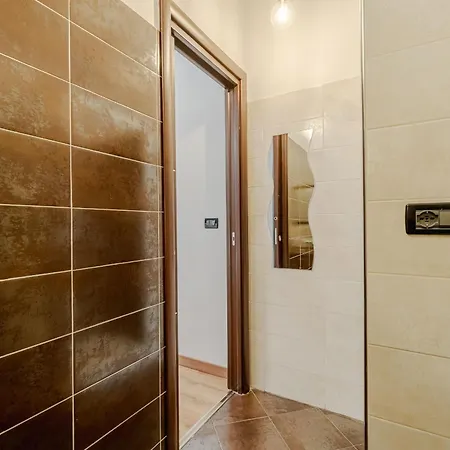 Guesthost - Casa Azzurra Near Vallere Park טורינו