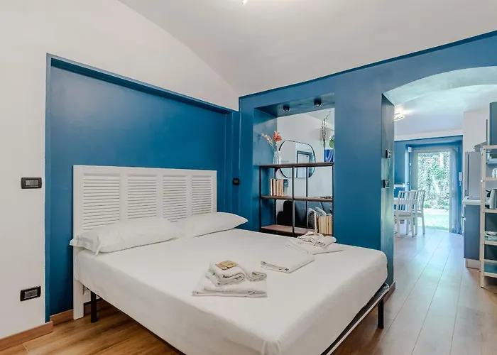 Guesthost - Casa Azzurra Near Vallere Park * Turín